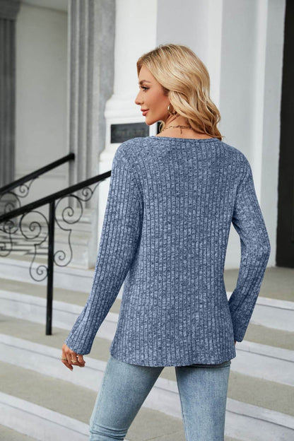 Buttoned Long Sleeve Slit Top Trendsi 5c3d6cd8b6a44c729e6aa5eb4211347d-Max