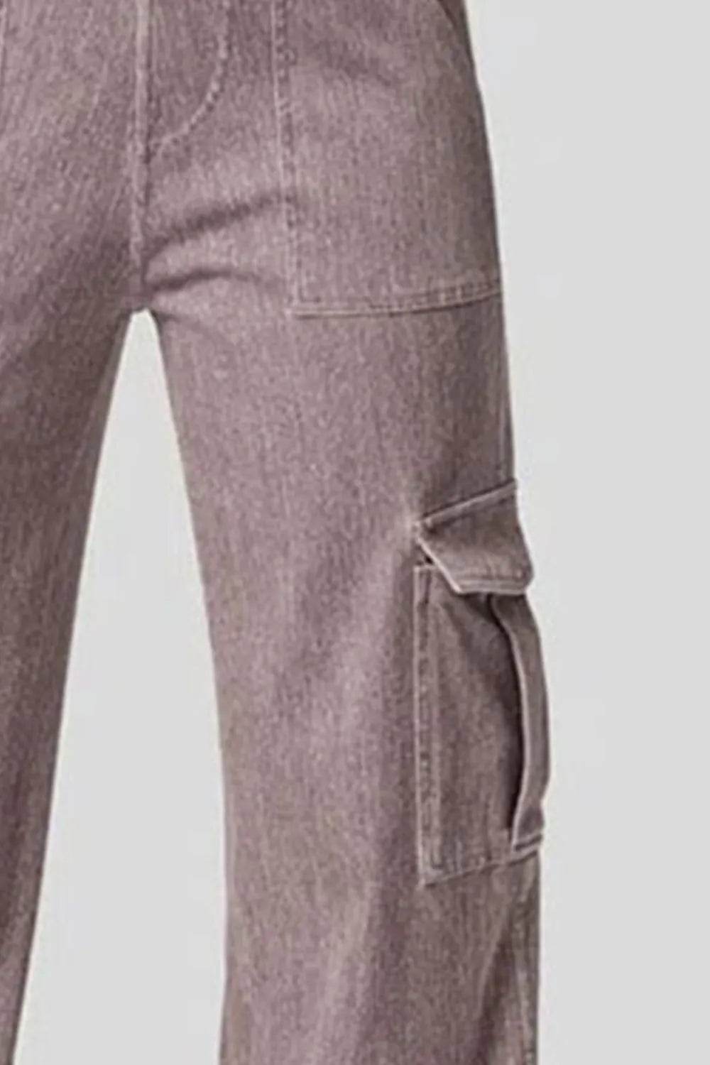 High Waist Straight Leg Cargo Jeans Trendsi 5c66ef21-b281-4562-bf80-43d128ebdfb3-Max