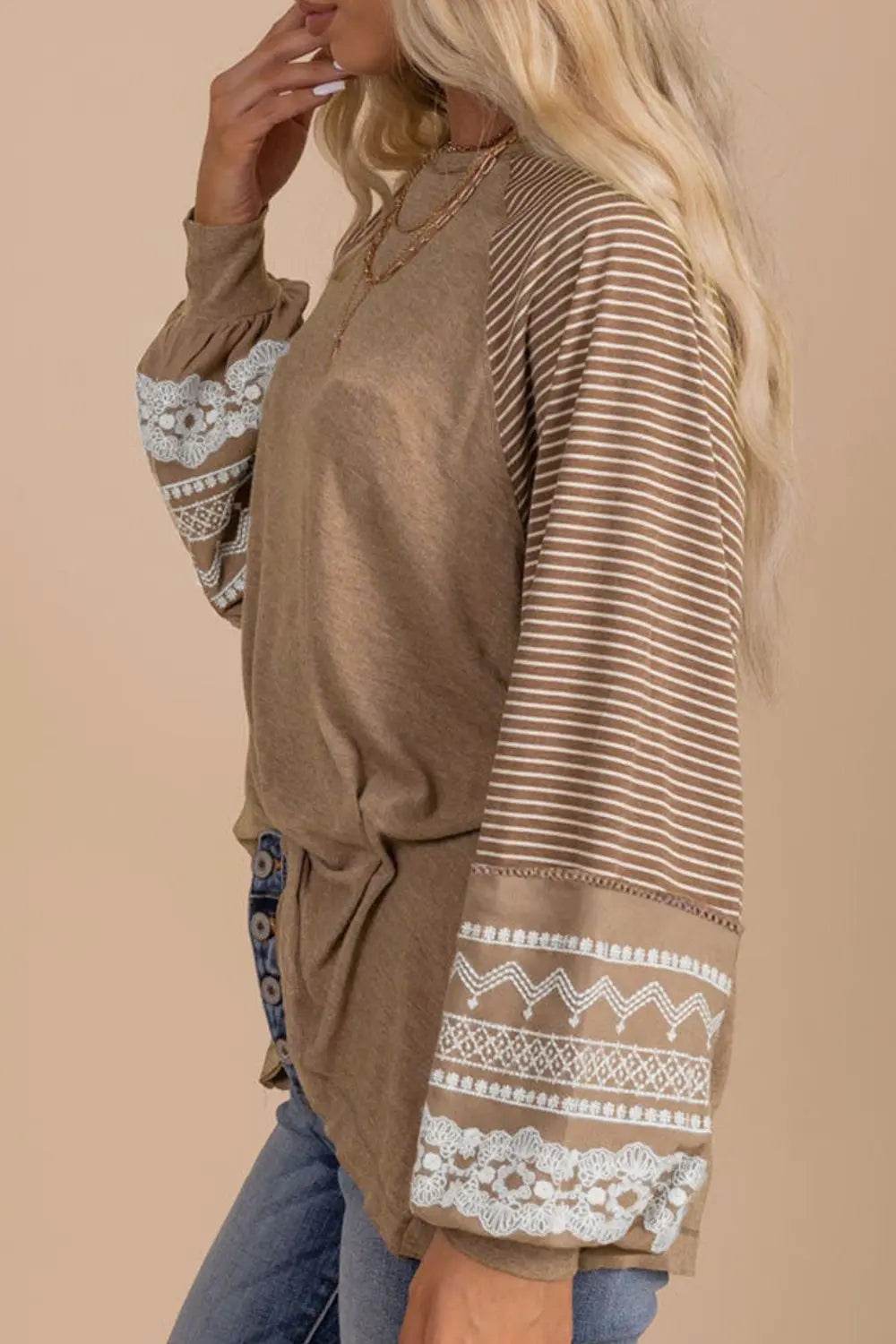 Striped Round Neck Long Sleeve Blouse Trendsi 5c782b24bfec4c14a32622d0f2915ffa-Max