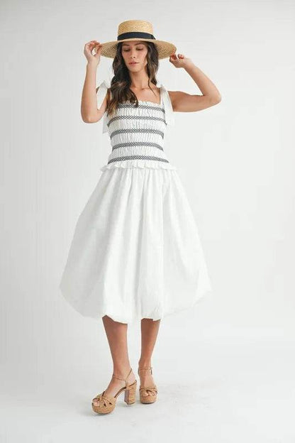 MABLE Smocked Bodice Bubble Midi Dress Trendsi 5d29842b608e4114a805555a97a24fcc-Max-Origin_30eb50ad-ed6b-440c-a694-0a1a9439fde4