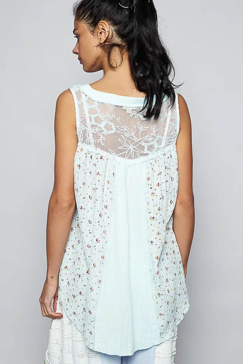 POL Floral Print Button-Front Lace Patchwork Tank Top Trendsi 5d4e086a-441b-468a-b9fe-de4442305e10-Max-Origin