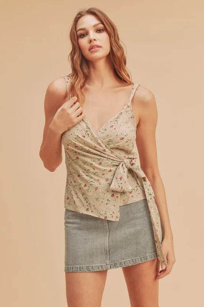 Aemi + Co Ditsy Floral Surplice Adjustable Straps Cami Trendsi 5d745f4a-9942-4623-9a9d-d3dba1fdbfa6-Max