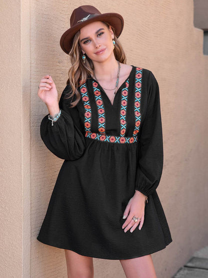 Notched Neck Long Sleeve Printed Mini Dress Trendsi 5e41514d49c24aa7891d024d26ed89d5-Max