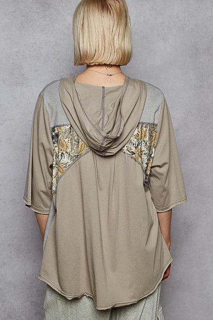 POL Lace-Up Hooded T-Shirt with Paisley Panel Detail Trendsi 5e6d0cd4-e904-4b76-92ab-3fc338c7ec43-Max-Origin