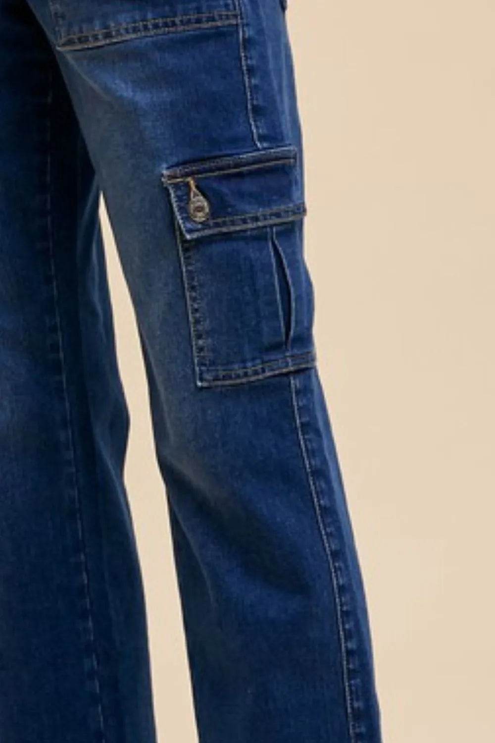 Annie Wear Straight Leg Jeans with Cargo Pockets Trendsi 5e80f5da-761e-4fa0-83e8-52e4b4f331ba-Max