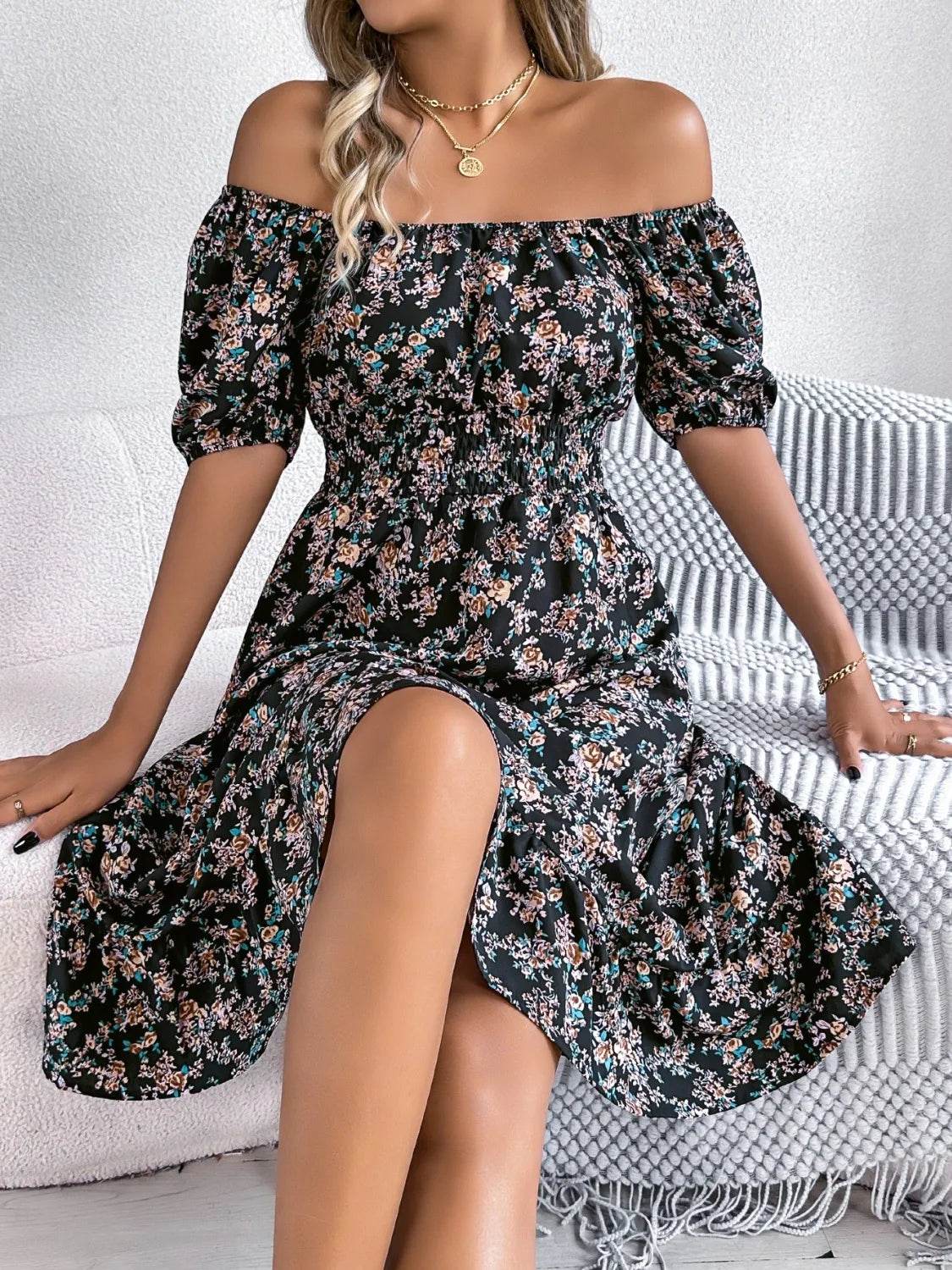 Ruffled Hem Floral Puff Sleeve Dress Black Trendsi 5f8dc2b9-96c1-4e7e-9ca4-90b013566b2b-Max-Origin