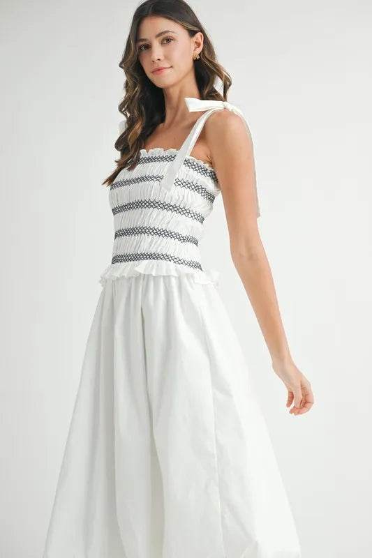 MABLE Smocked Bodice Bubble Midi Dress Trendsi 611c373124ab4fbdb814fccf12b5019b-Max-Origin_2f38e16b-4a60-4c9b-b4bf-b59103720d33