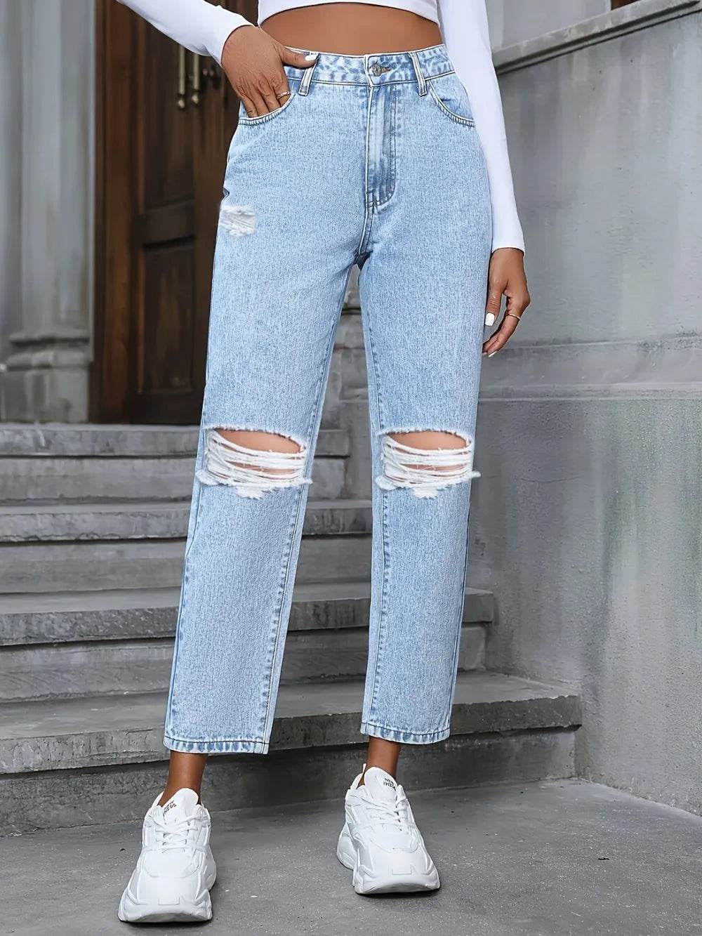 Distressed High Rise Jeans with Pockets Trendsi 617c3ed3-efda-45d5-9932-0392780723ed-Max