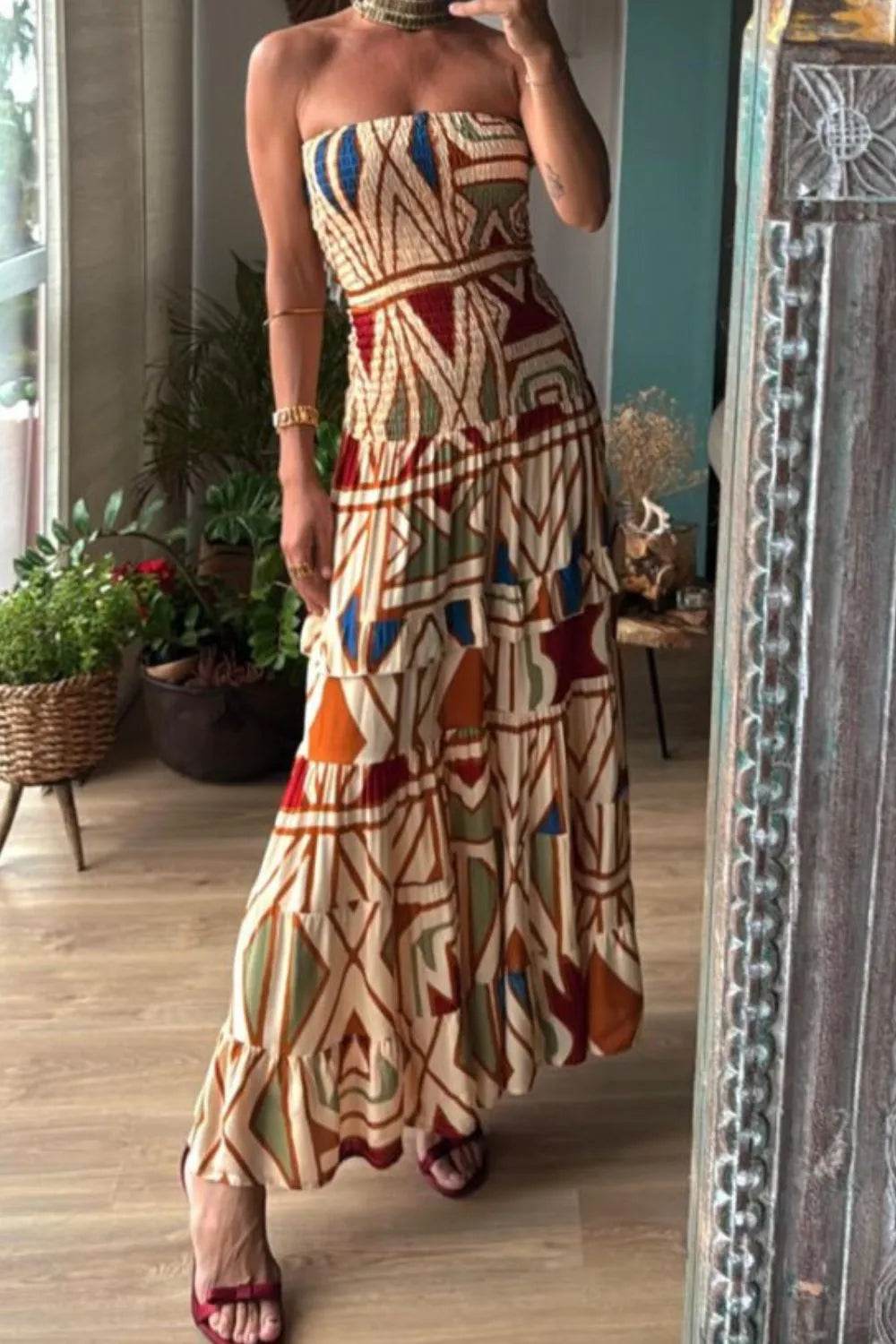 Smocked Printed Tube Dress Multicolor Trendsi 64f363a4-ef50-4c79-b7ef-1cf6a18563cf-Max-Origin