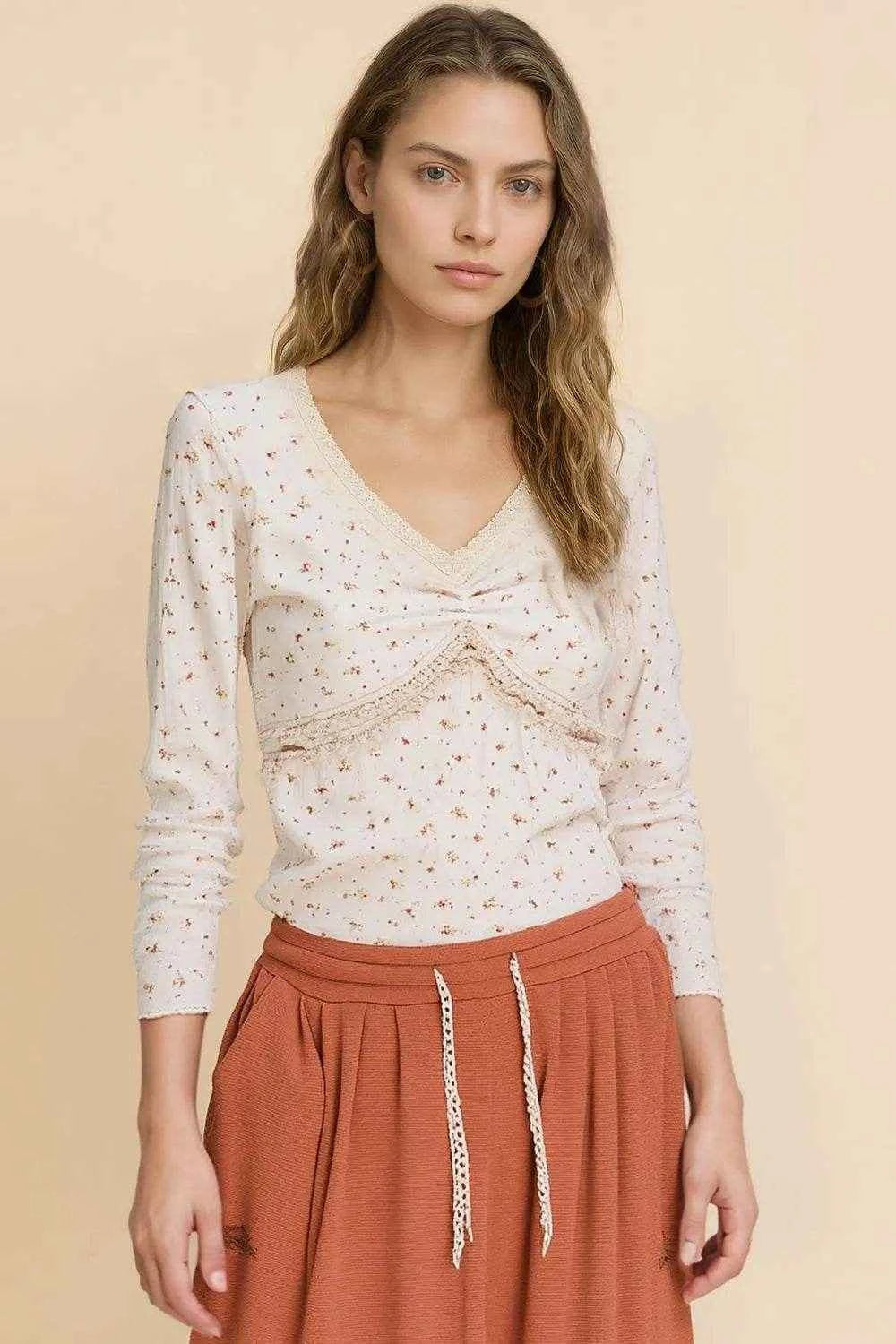 POL Floral V-Neck Long Sleeve T-Shirt Cream Trendsi 65320b90-6cdb-455a-bfc7-d03252b1ebe9-Max-Origin