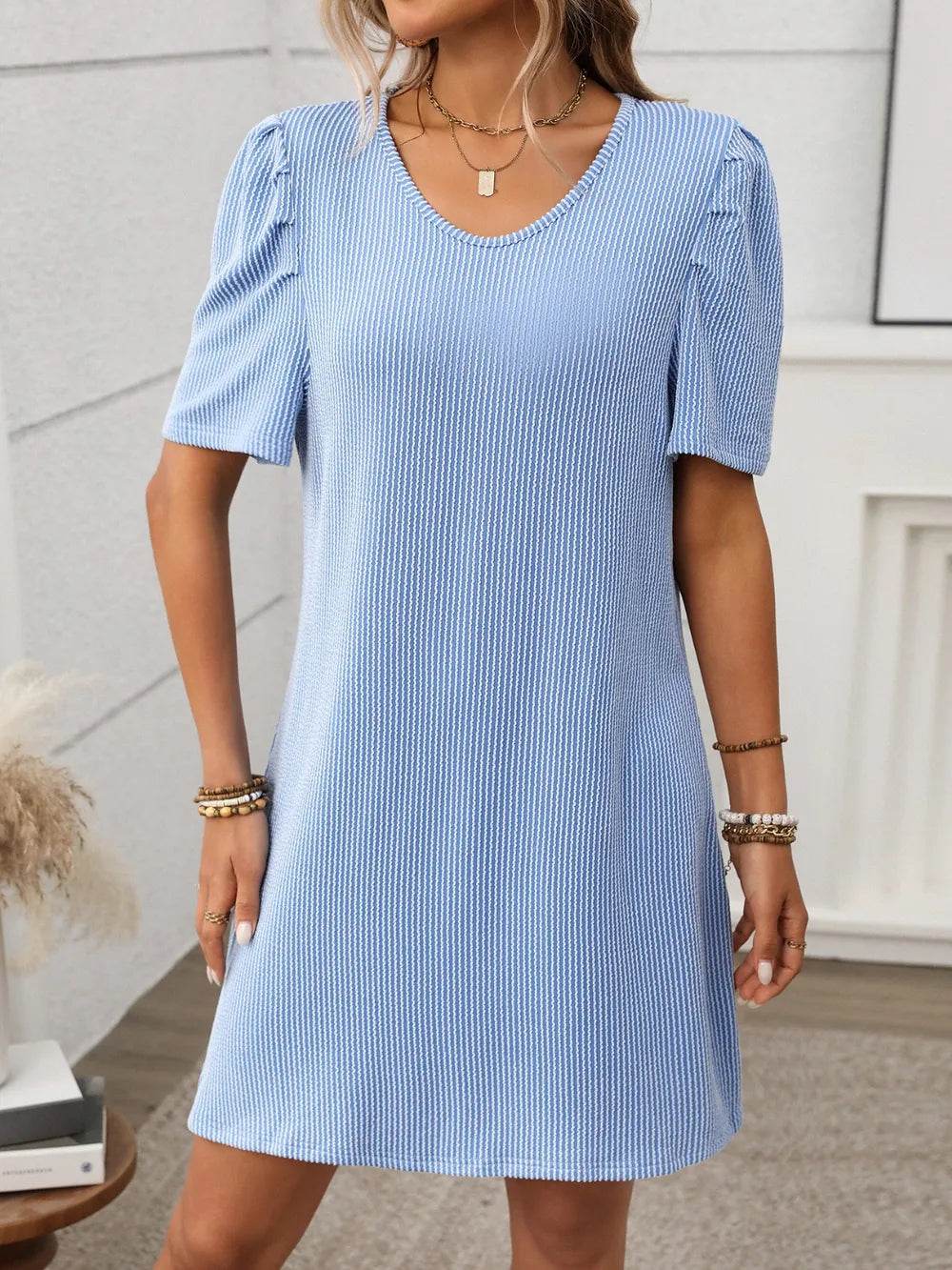 Textured Round Neck Short Sleeve Mini Dress Trendsi 69128e71-b558-42fb-abd5-8f33db8cec25-Max