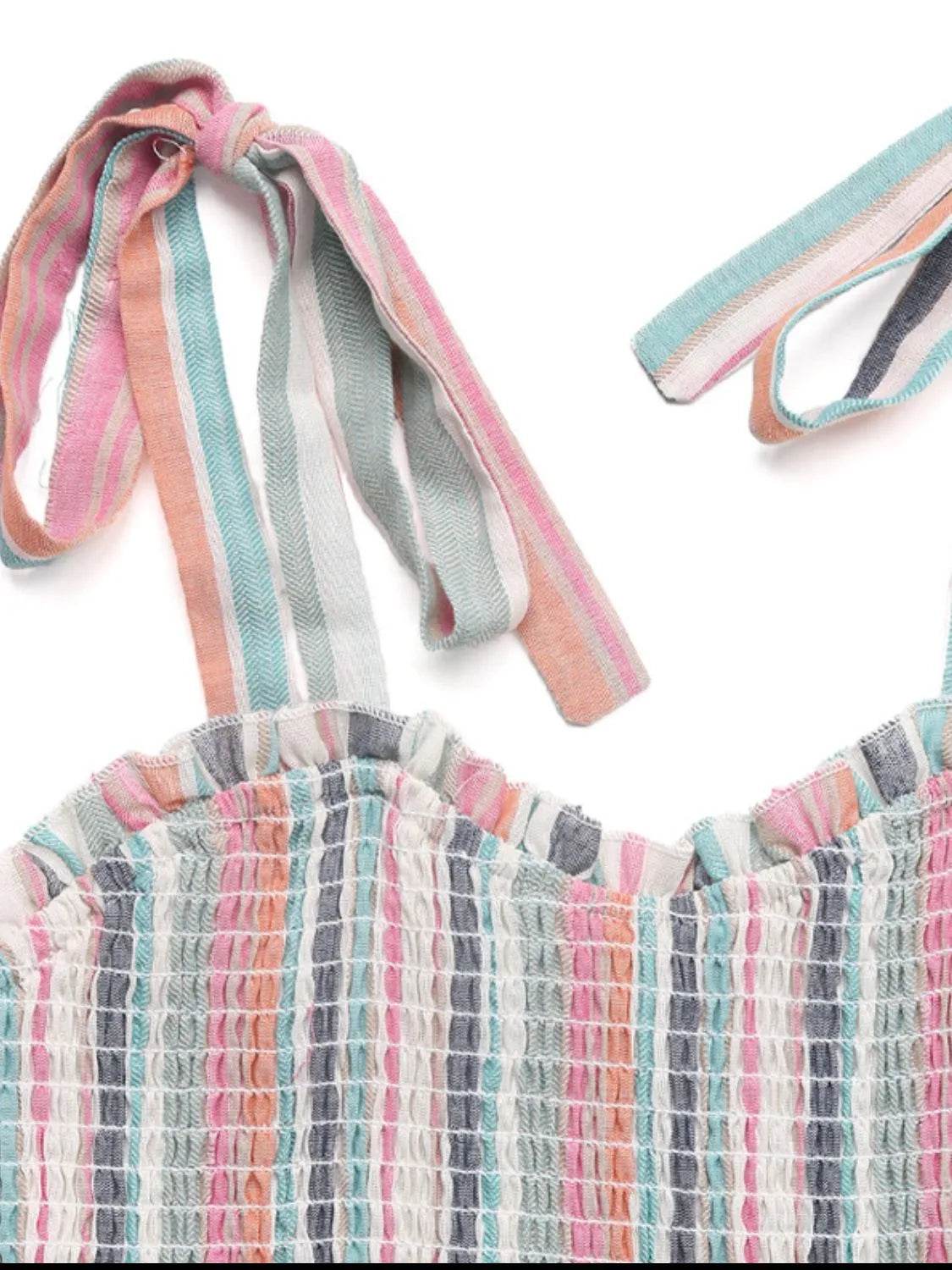 Contrast Striped Square Neck Cami Dress Trendsi 6a4192a4-1a08-4880-914a-38cc4fb41595-Max-Origin