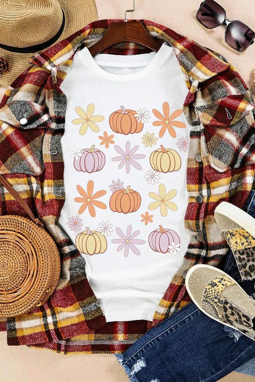 Pumpkin & Flower Round Neck Short Sleeve T-Shirt Trendsi 6b217ba7-0163-48f8-aa77-eb2478ddc33e-Max