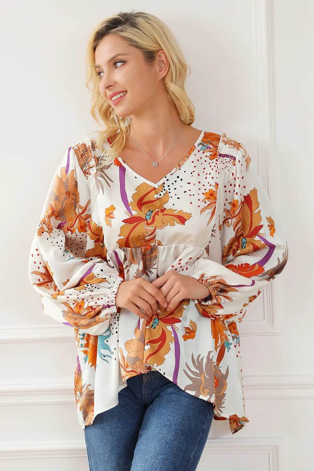Printed V-Neck Smocked Balloon Sleeve Blouse Trendsi 6ba3042be65b4d84abb6fe3f66ebef21-Max