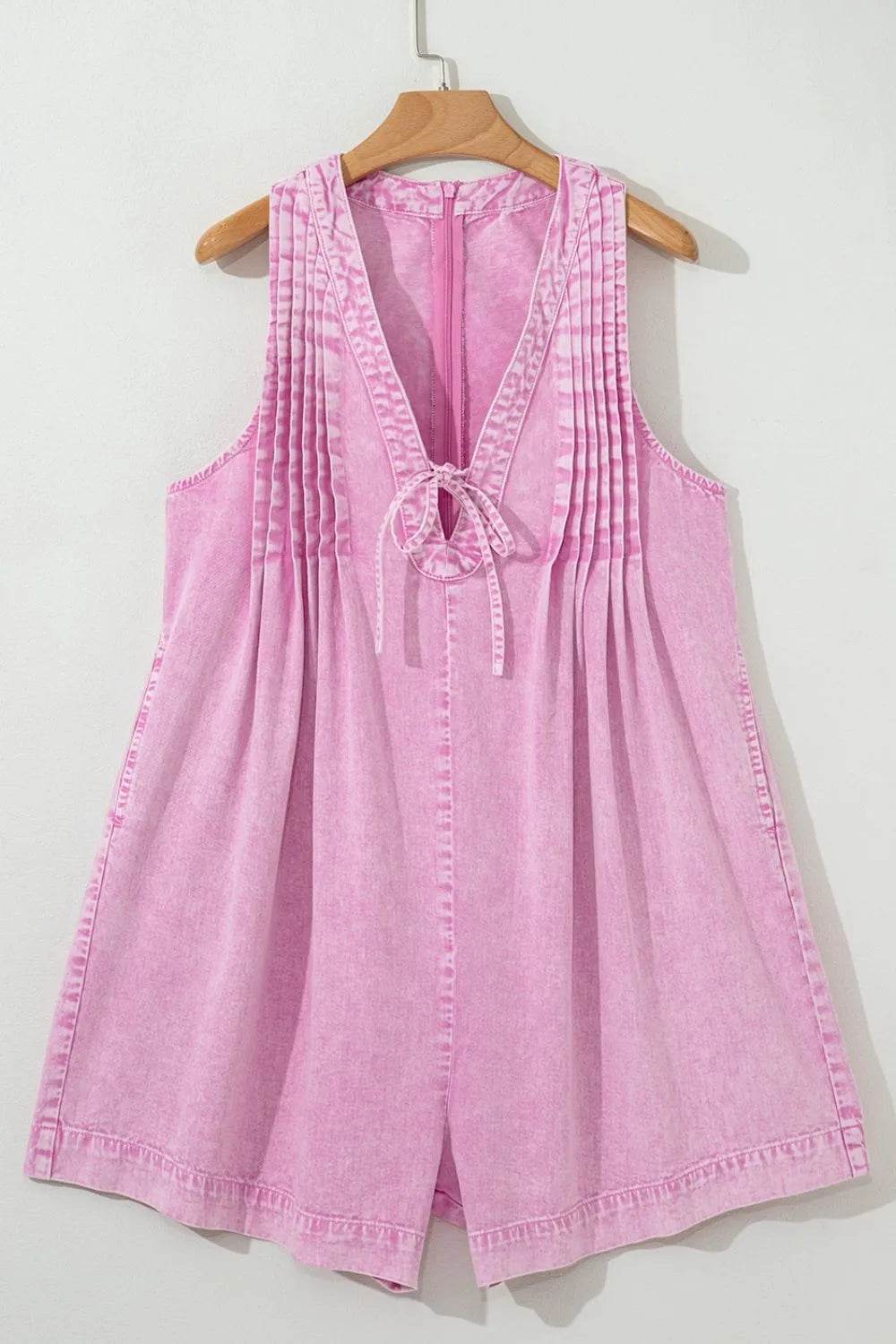 Mineral Wash Pleated Bust V Neck Sleeveless Denim Romper Trendsi 6c3bc344-c1eb-4699-b25f-342e6fd34970-Max-Origin