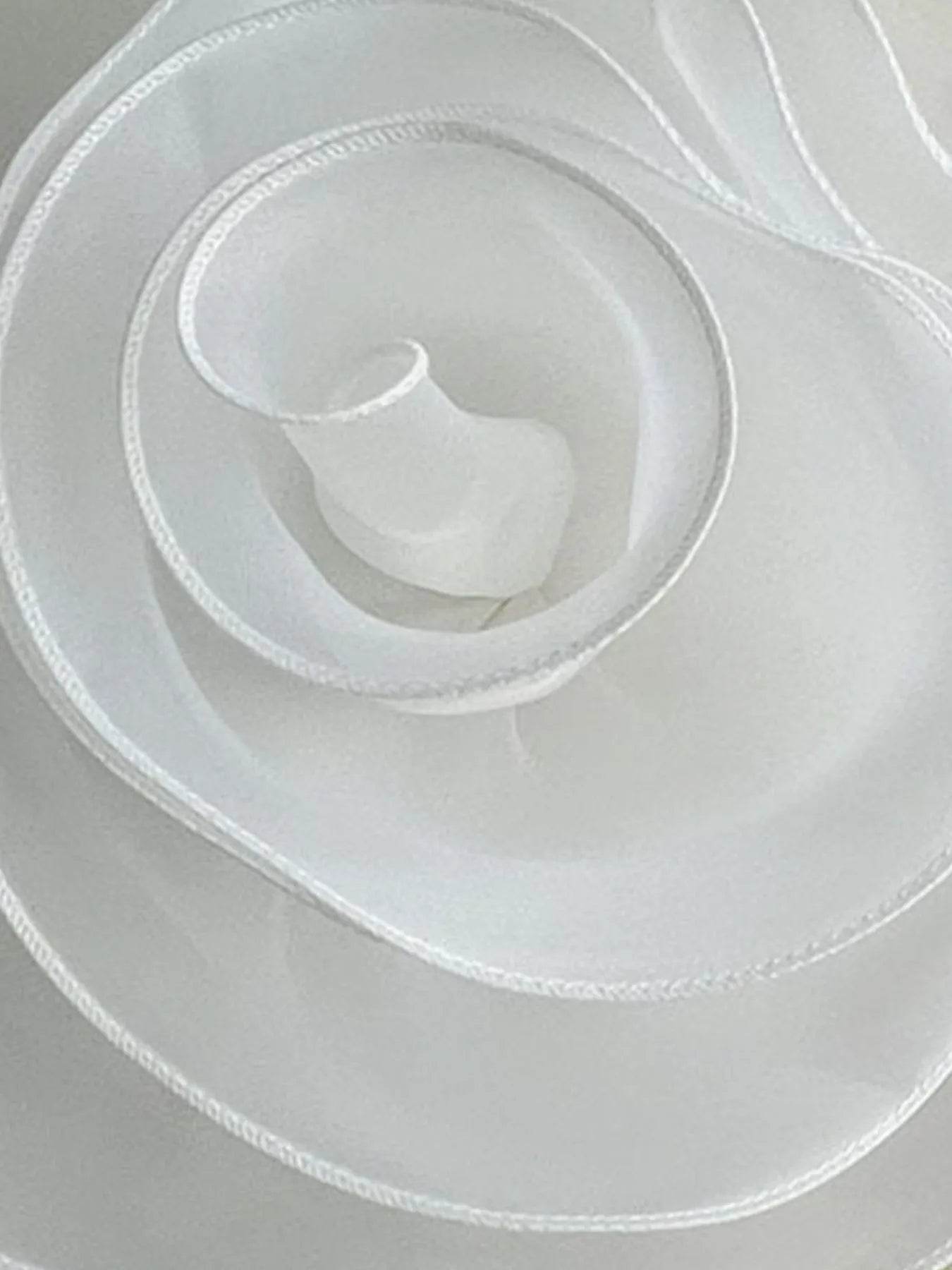 Flower Round Neck Short Sleeve T-Shirt White Trendsi 6d6efdc0-5d75-4de6-87e6-1e910e8c8b55-Max-Origin