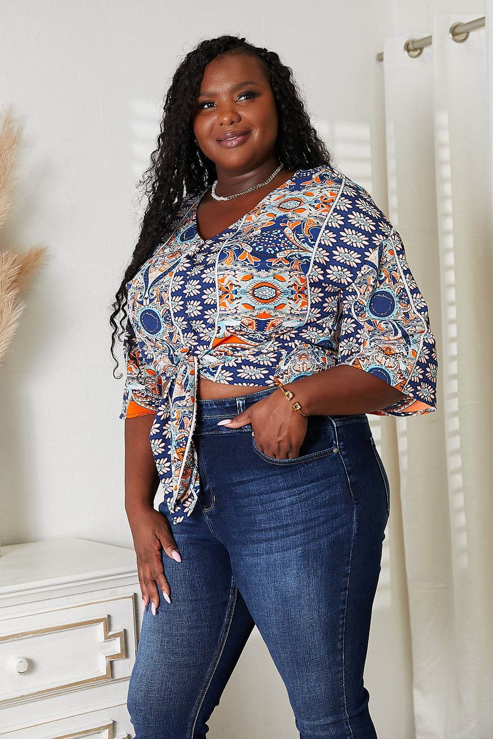 Tie Hem V-Neck Three-Quarter Sleeve Blouse Trendsi 6df2b57d32a443569a5160b570587ce4-Max
