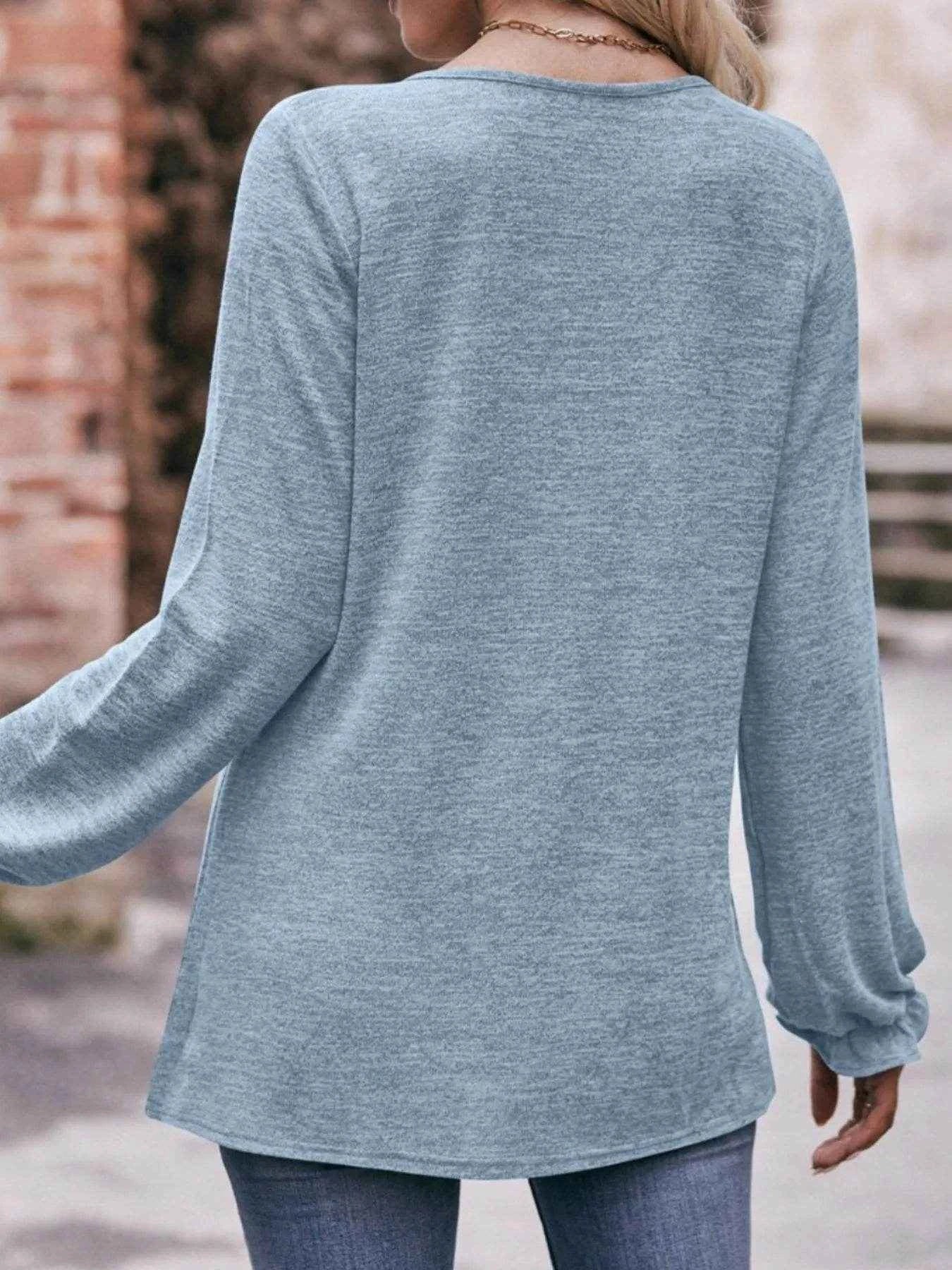 Round Neck Long Sleeve Casual T-Shirt Trendsi 6f943376-f787-4898-bd2d-fe9bab45935c-Max-Origin