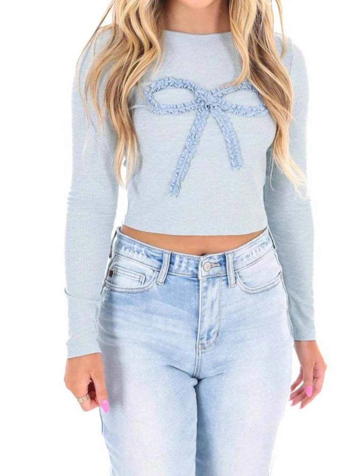 Bow Long Sleeve Fitted T-Shirt Trendsi 6fca3e20-ecbe-4399-8483-0c34cadd1ffd-Max-Origin