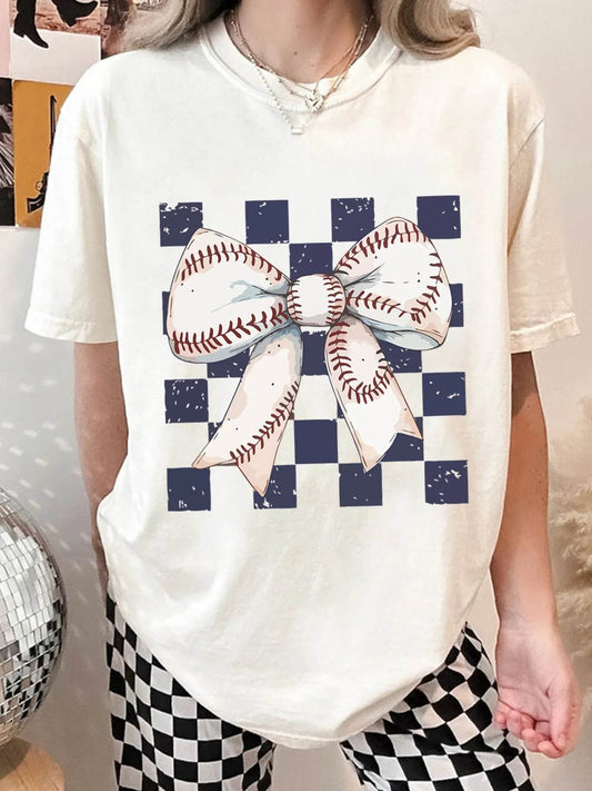 Checkered Bowknot Graphic Crew Neck T Shirt White Trendsi 7074a0a5bafd4010a1a311e6a22d8d77-Max-Origin