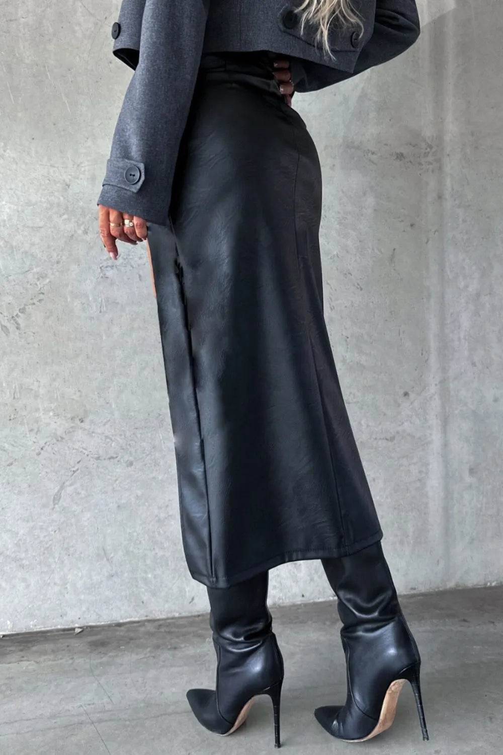 Slit Midi Skirt with Pockets Trendsi 70a2138f-e7c2-4d8b-9786-ddf00326de11-Max