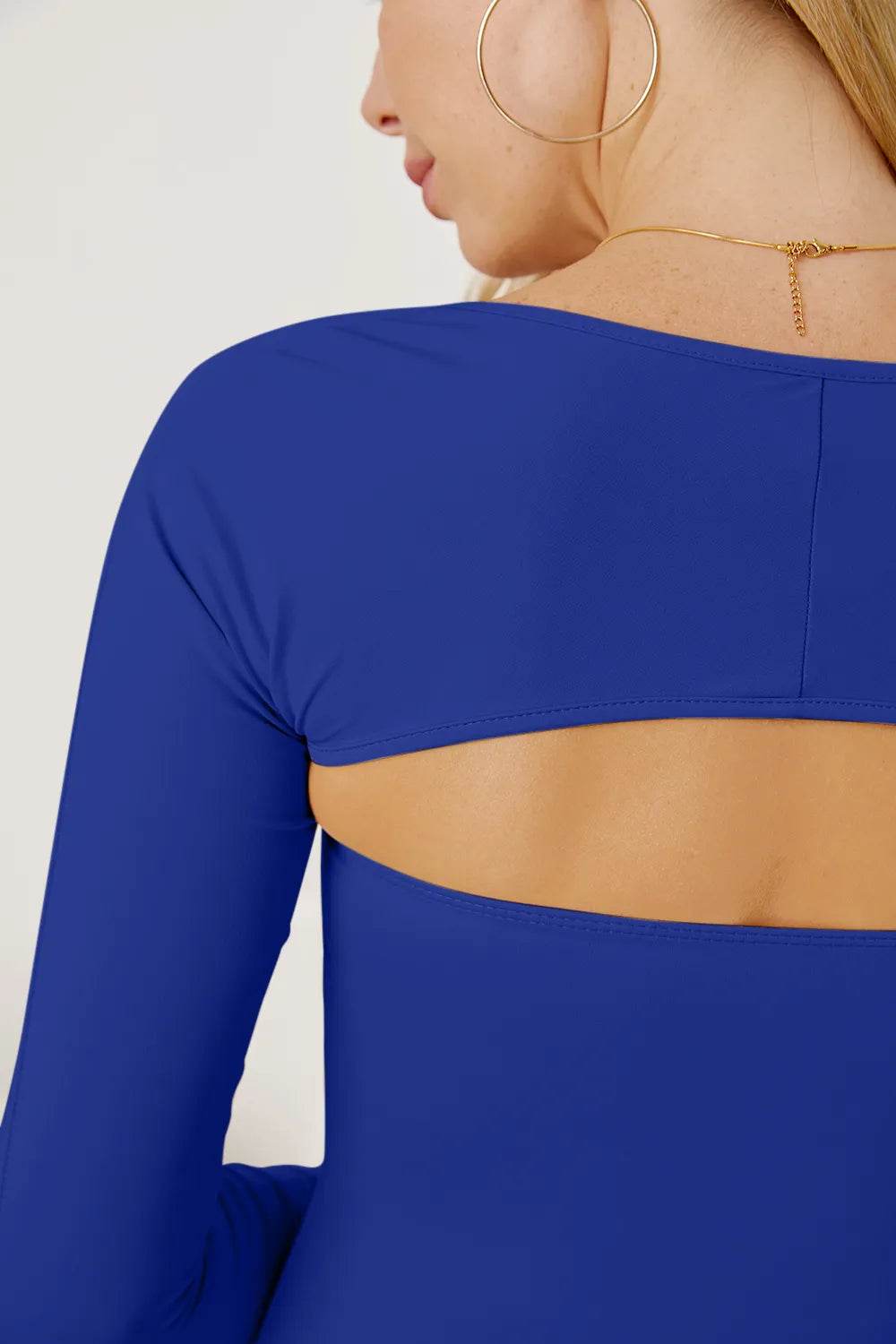 Cutout Raglan Sleeve Bolero and Tube Top Trendsi 70baf45d-7954-45bf-875b-d7d83505de27-Max