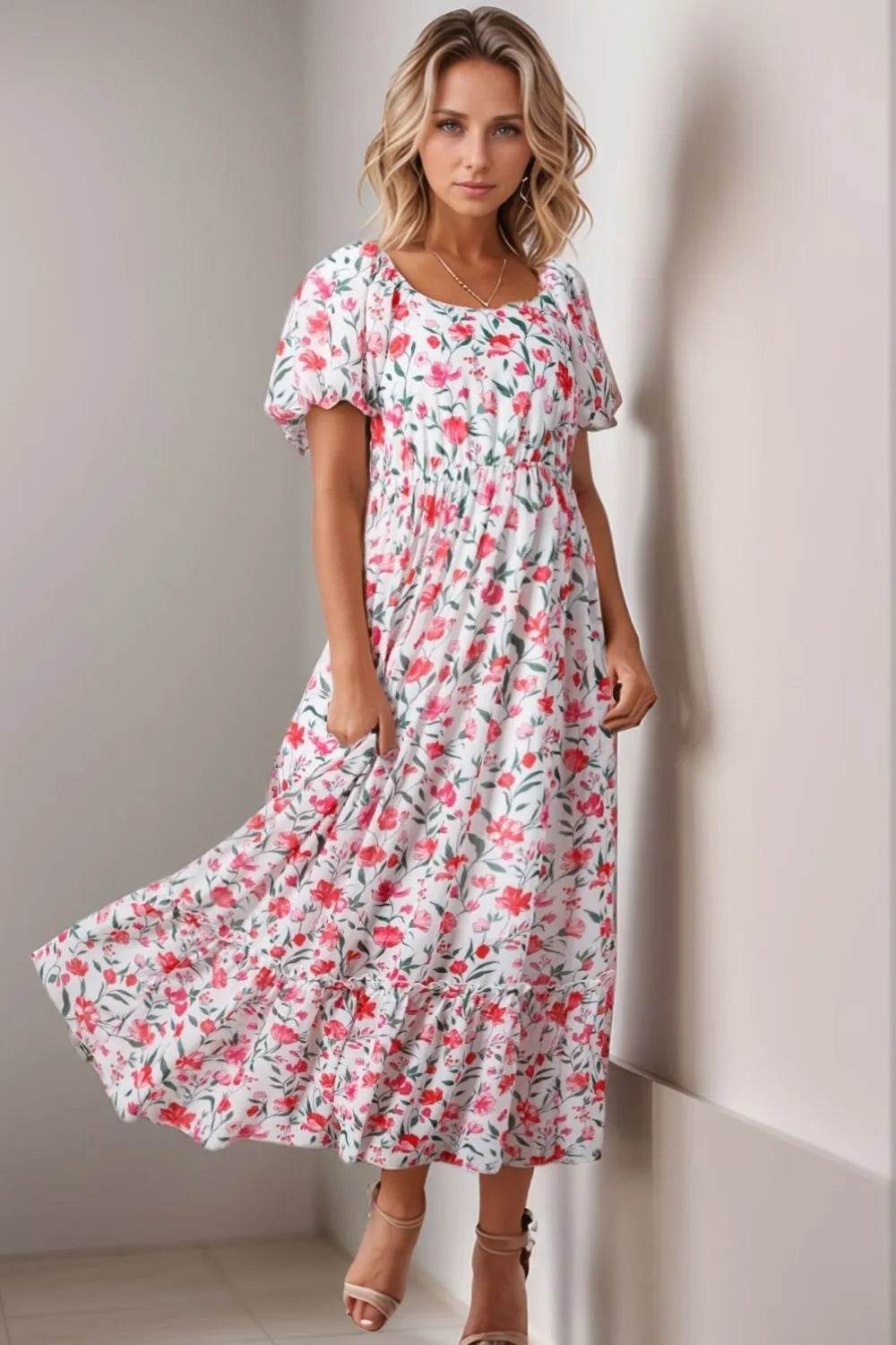 Floral Short Puff Sleeve Tiered Dress Trendsi 711dc5ef-0a95-463c-8683-000db45d4cba-Max-Origin