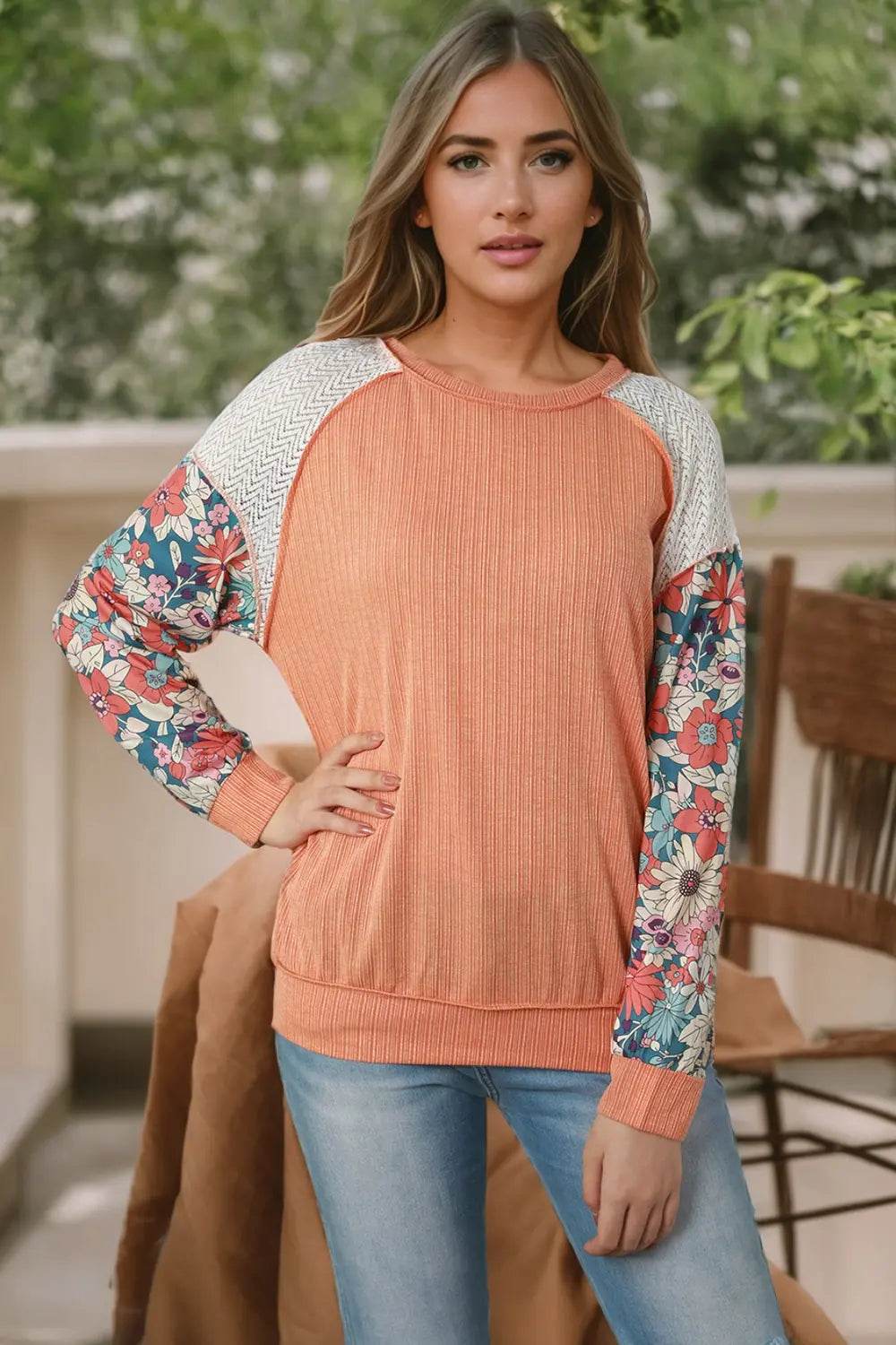 Exposed Seam Round Neck Blouse Trendsi 7510dd3f395a485c9c753df5697b27b5-Max