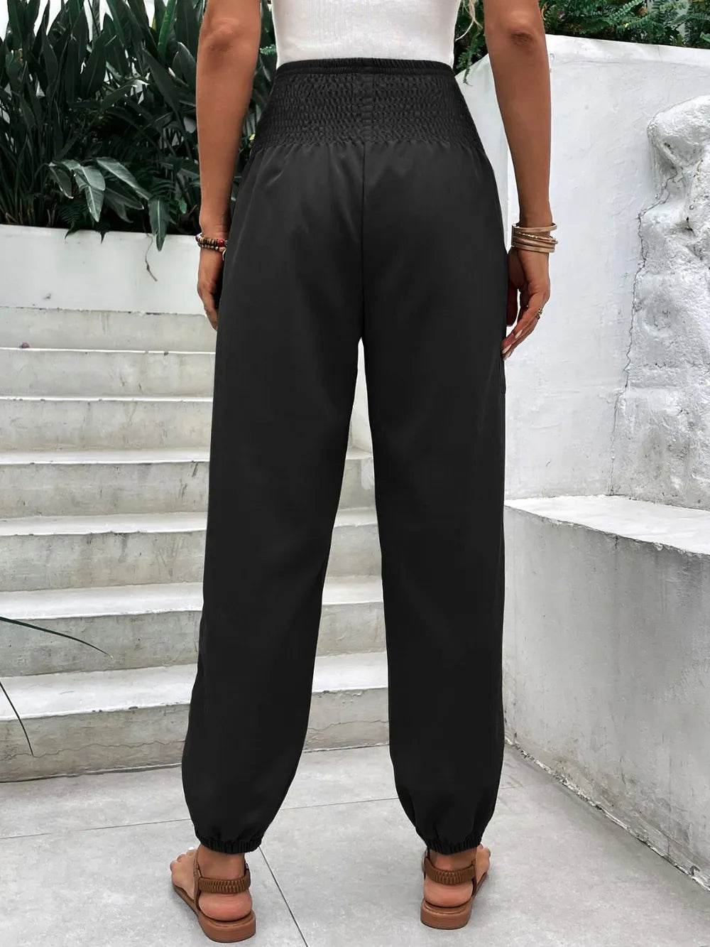 Smocked High Rise Joggers with Pockets Trendsi 7556fac2-6da0-4a30-9fb5-e5de5c4c973e-Max