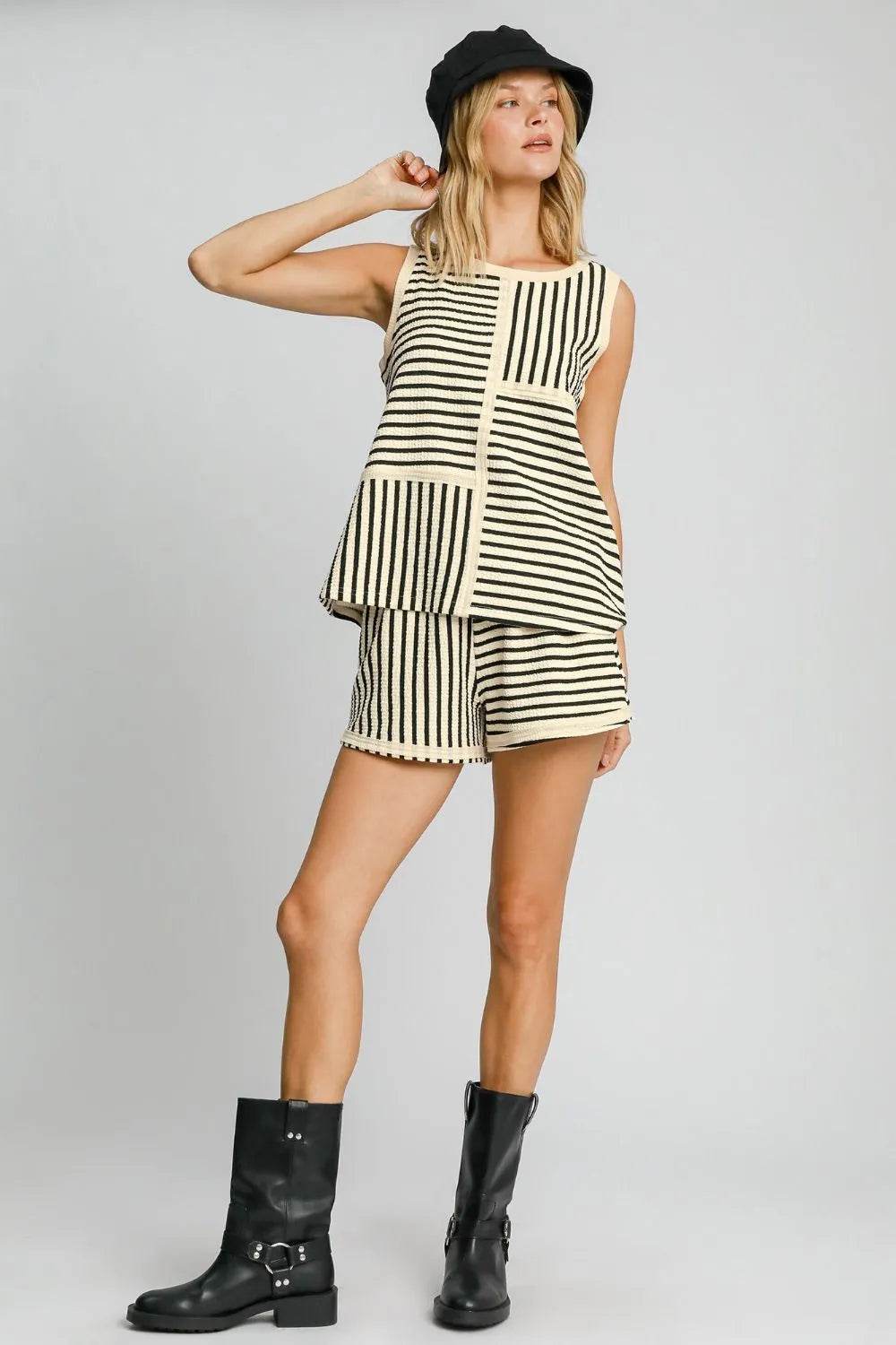 Umgee Round Neck Texture Striped Tank Trendsi 75f51a83-ea4d-4cf6-b684-5b0a66a78763-Max