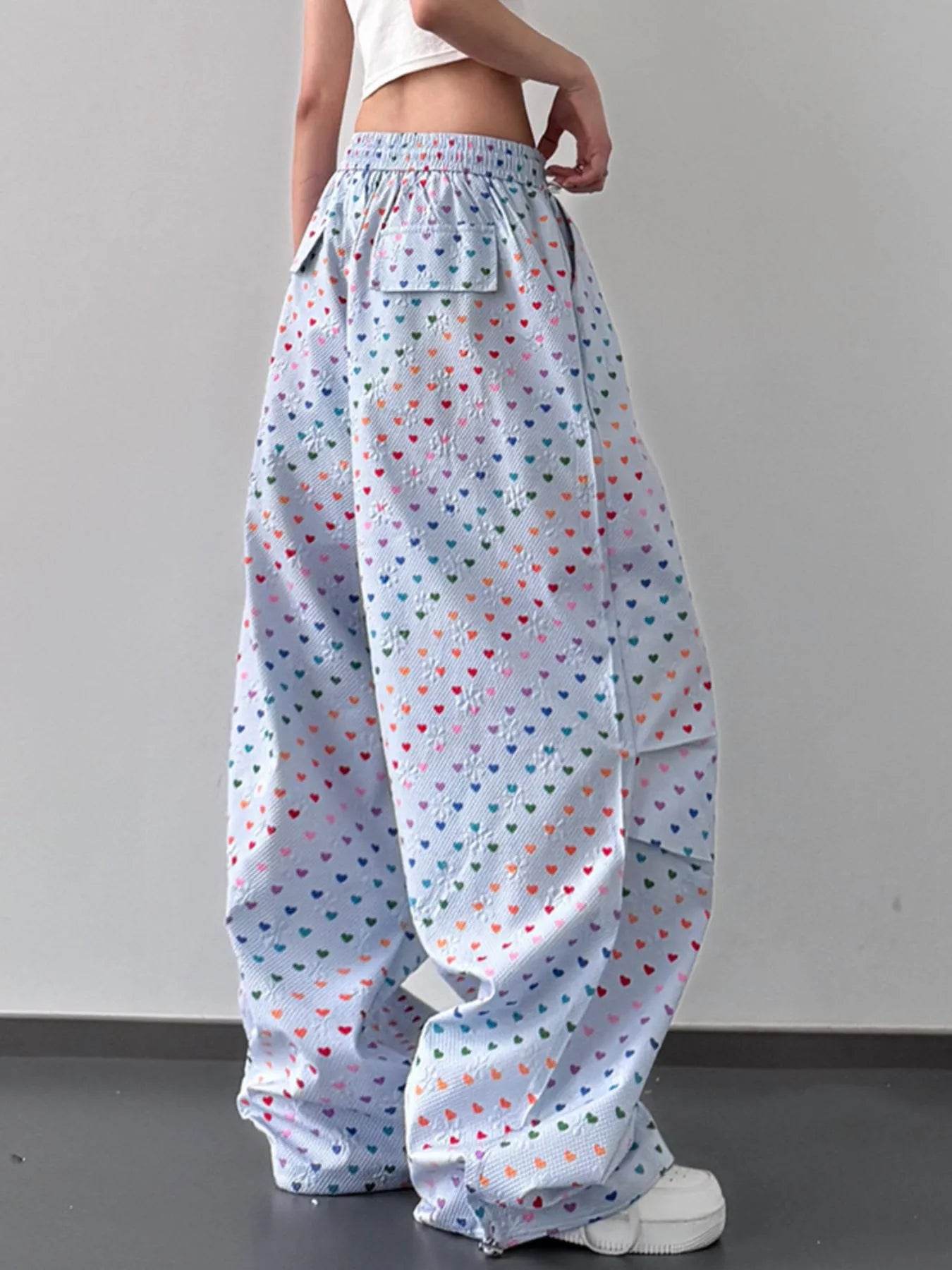 Heart Print Drawstring Wide Leg Pants Trendsi 764fa51c-8cb4-4e2d-9111-d86b511d84ad-Max-Origin