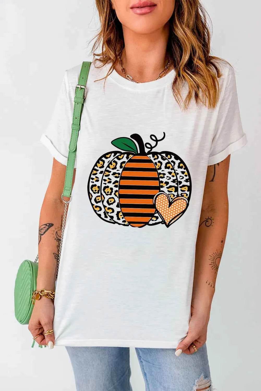 Pumpkin Graphic Round Neck Short Sleeve T-Shirt White Trendsi 768a0496-d5f7-4aee-84ab-877122d046ae-Max