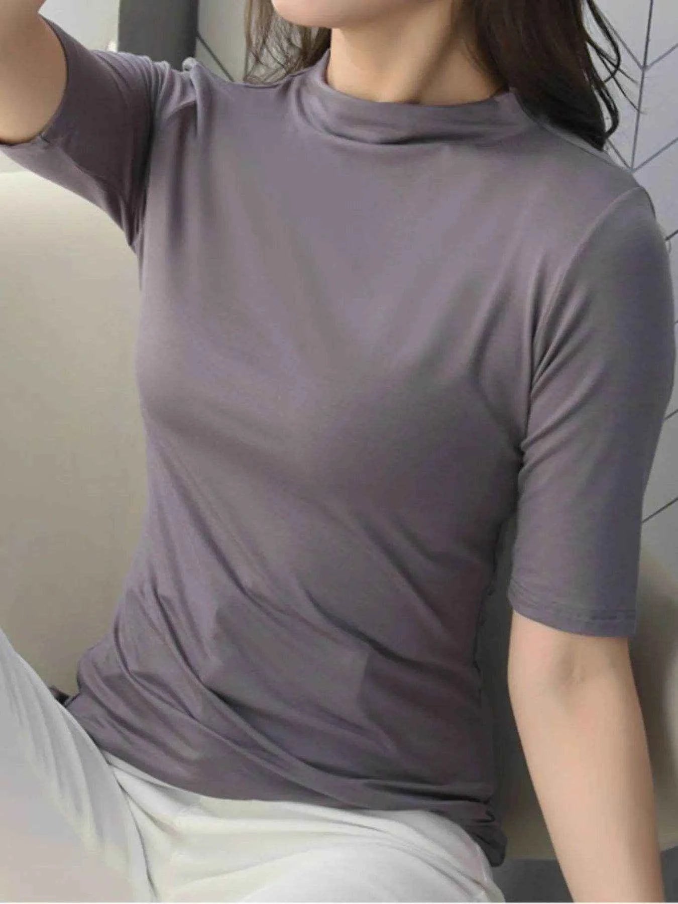 Solid Color Short Sleeve T-Shirt Trendsi 76bf7b5d-84ce-40f0-92ee-b52d4e4356f6-Max-Origin