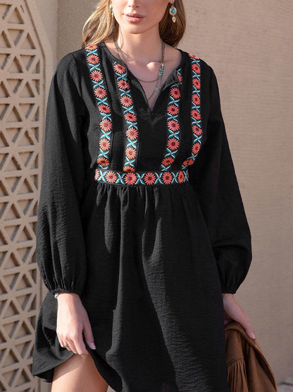 Notched Neck Long Sleeve Printed Mini Dress Trendsi 770f8ddbc5214517ad516889bb7075c0-Max