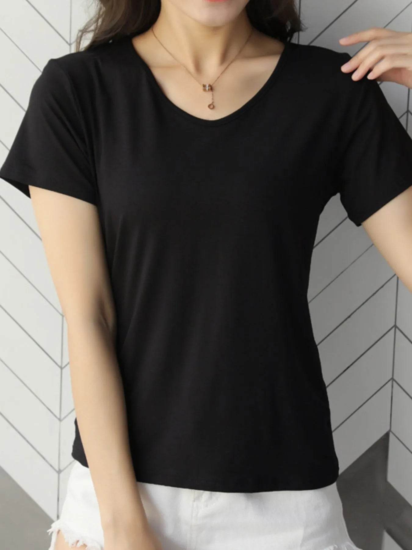 V-Neck Short Sleeve T-Shirt Trendsi 778c5bb8-8adf-4d54-a550-47f18b995624-Max-Origin
