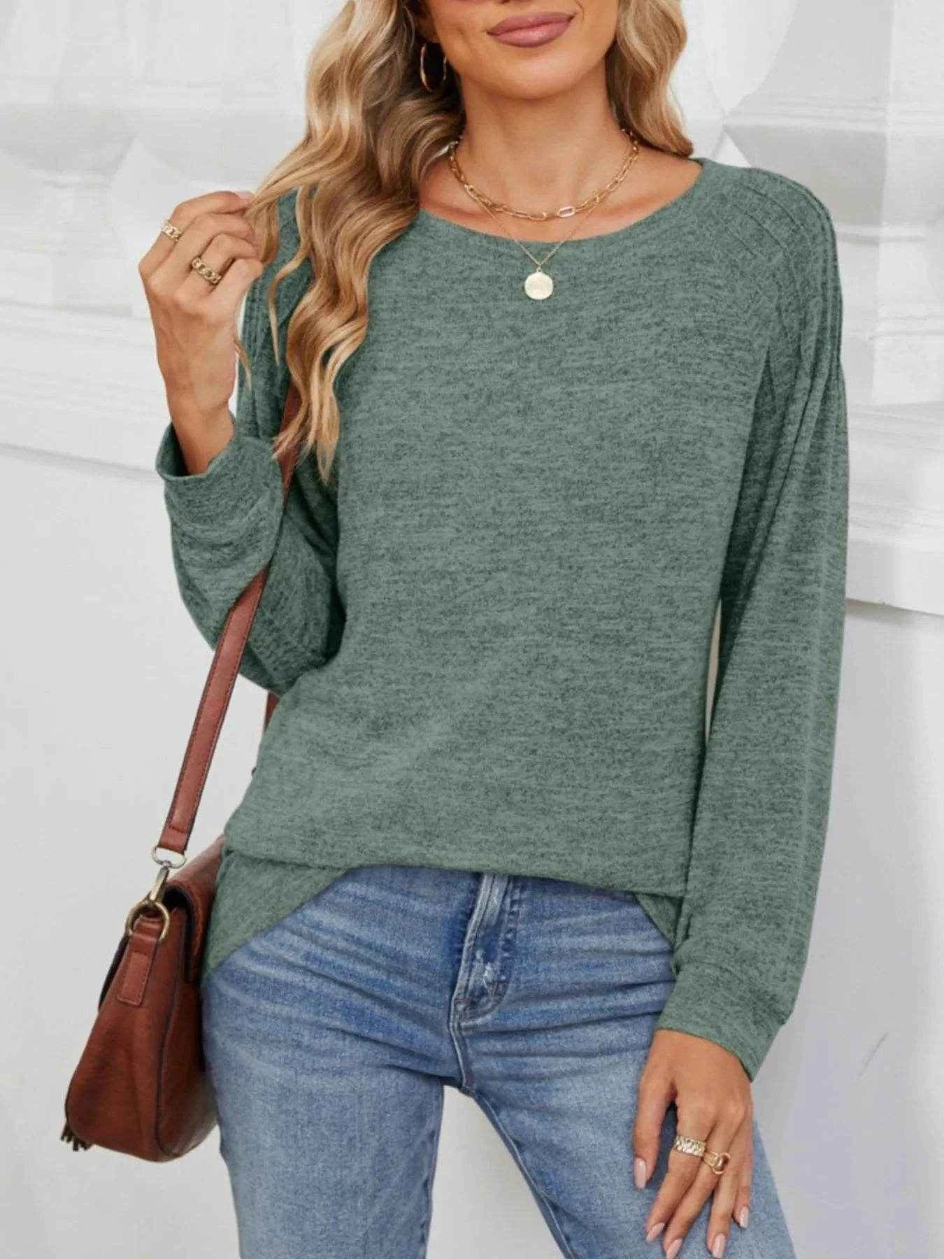 Round Neck Long Sleeve T-Shirt Trendsi 77e6aebd-5ac1-47eb-b386-ea879fea1f09-Max-Origin