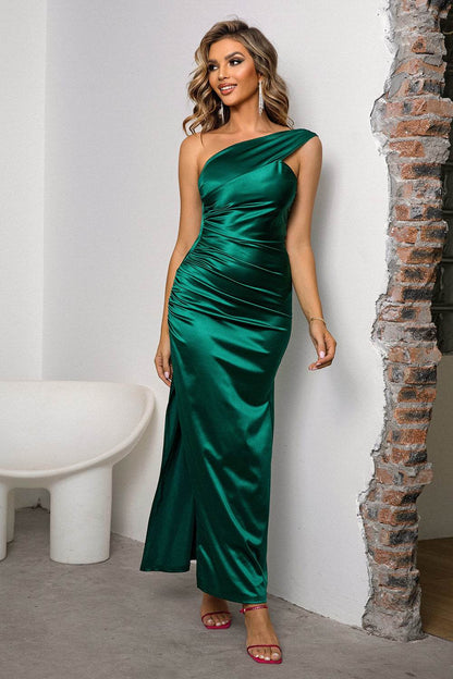 One-Shoulder Ruched Slit Maxi Dress Green Trendsi 78aab85cea08428b8e07c8a8766514e0-Max