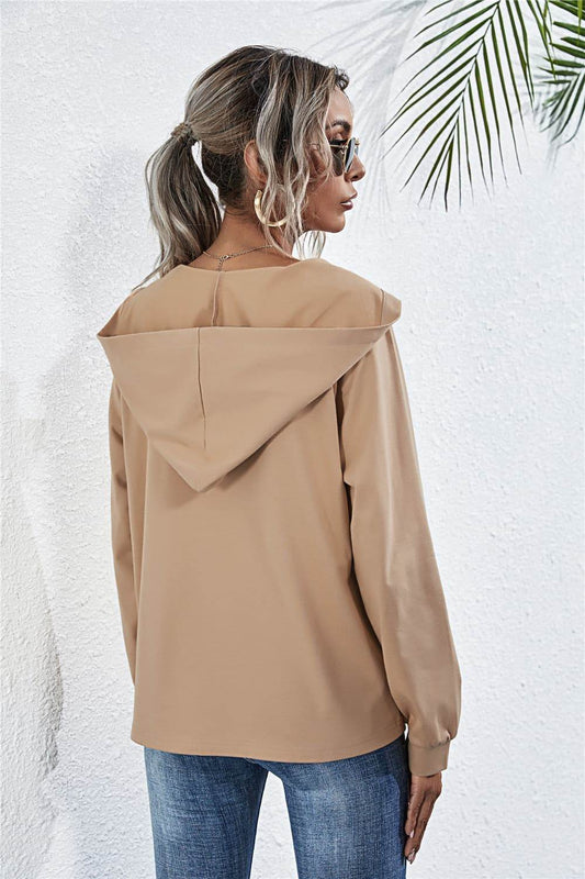 Buttoned Raglan Sleeve Hooded Blouse Trendsi 78af82eb07d64553ab59acbd86f8a141-Max