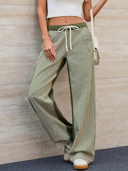 Striped Wide Leg Jeans Trendsi 78e502a9-6e46-4908-b01f-1c18266fd1fc-Max-Origin