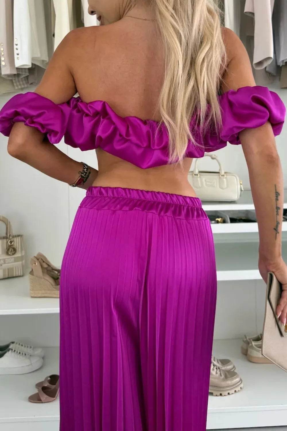 Off-Shoulder Top and Pleated Pants Set Trendsi 79906c89-bc3a-4ae2-9083-b3d93ab0bda5-Max-Origin