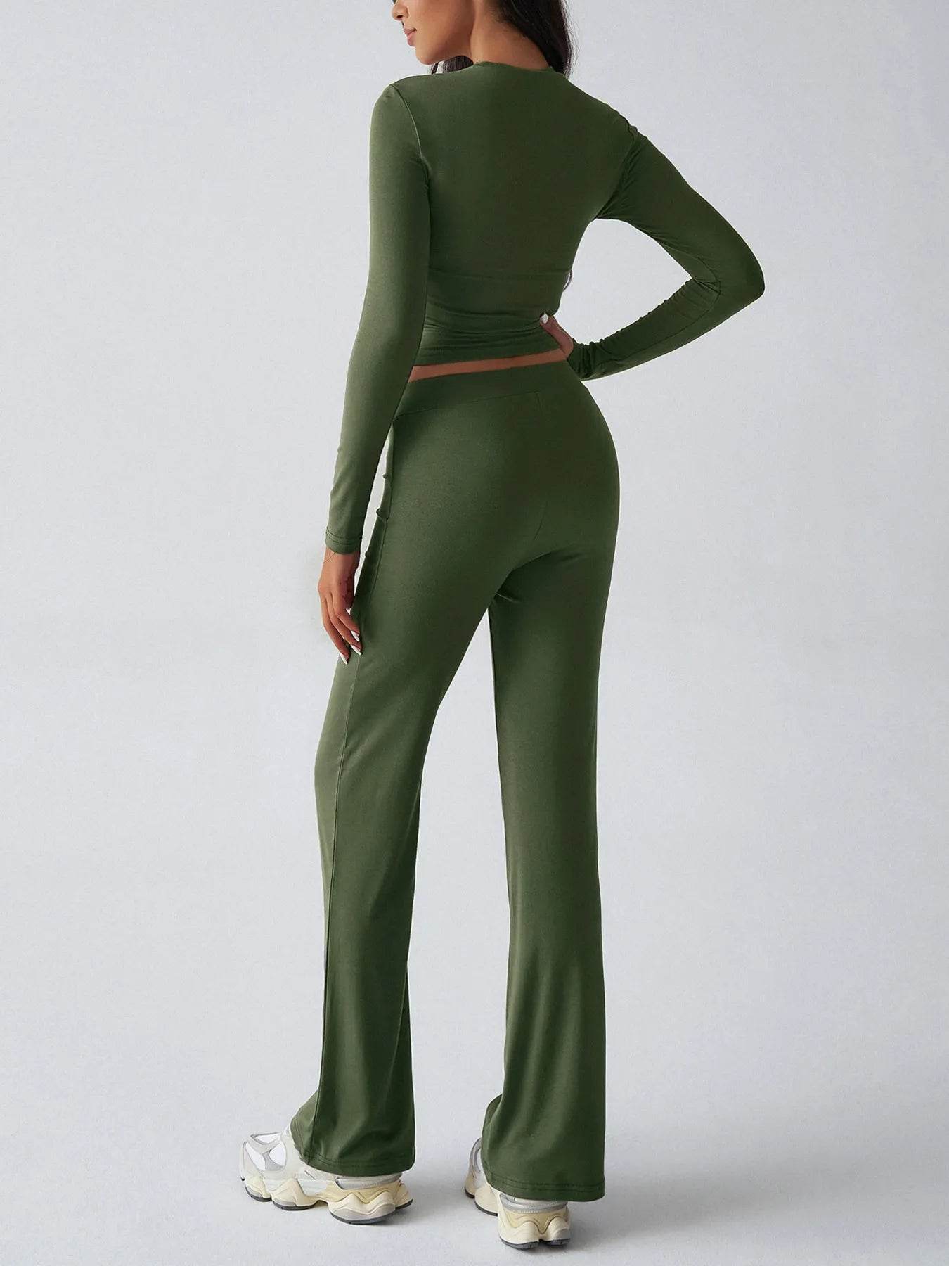 Round Neck Long Sleeve Top and Pants Set Trendsi 7af4a4124045476ea3329e874e2bc103-Max-Origin