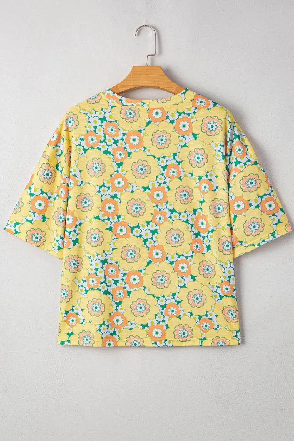 Floral Print Round Neck Oversized T-Shirt Trendsi 7b3e47f4-1294-4acb-873b-0448eee1613f-Max-Origin