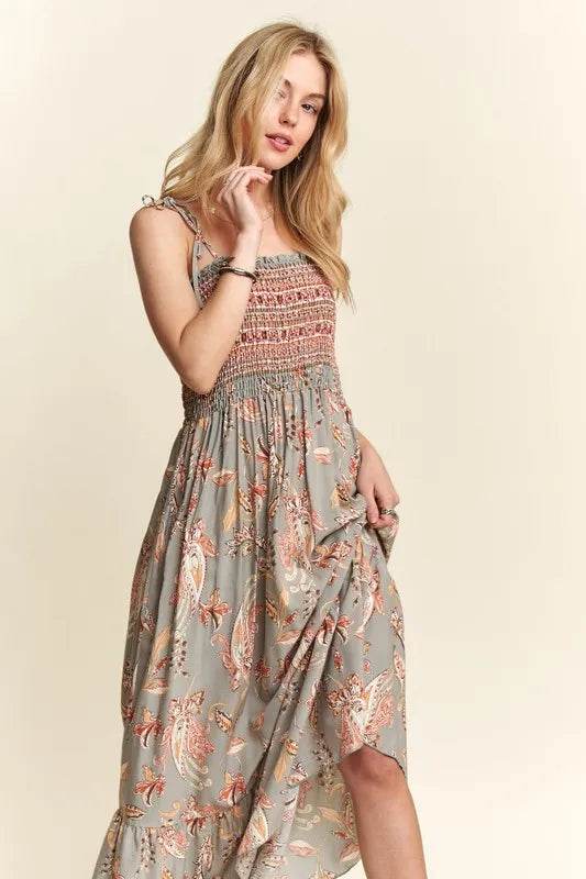 ADORA Smocked Printed Square Neck Tie Shoulder Cami Dress Trendsi 7b645677-7034-4d44-9cc7-98c1ec86b1fb-Max
