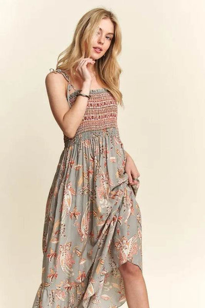 ADORA Smocked Printed Square Neck Tie Shoulder Cami Dress Trendsi 7b645677-7034-4d44-9cc7-98c1ec86b1fb-Max