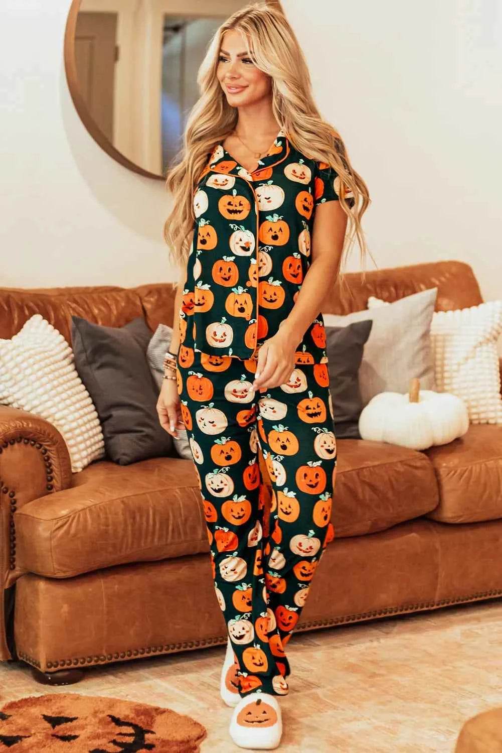 Pumpkin Printed Short Sleeve Top and Pants Lounge Set Trendsi 7b7fa679-a4a2-4151-87c6-8ba07b45fdce-Max