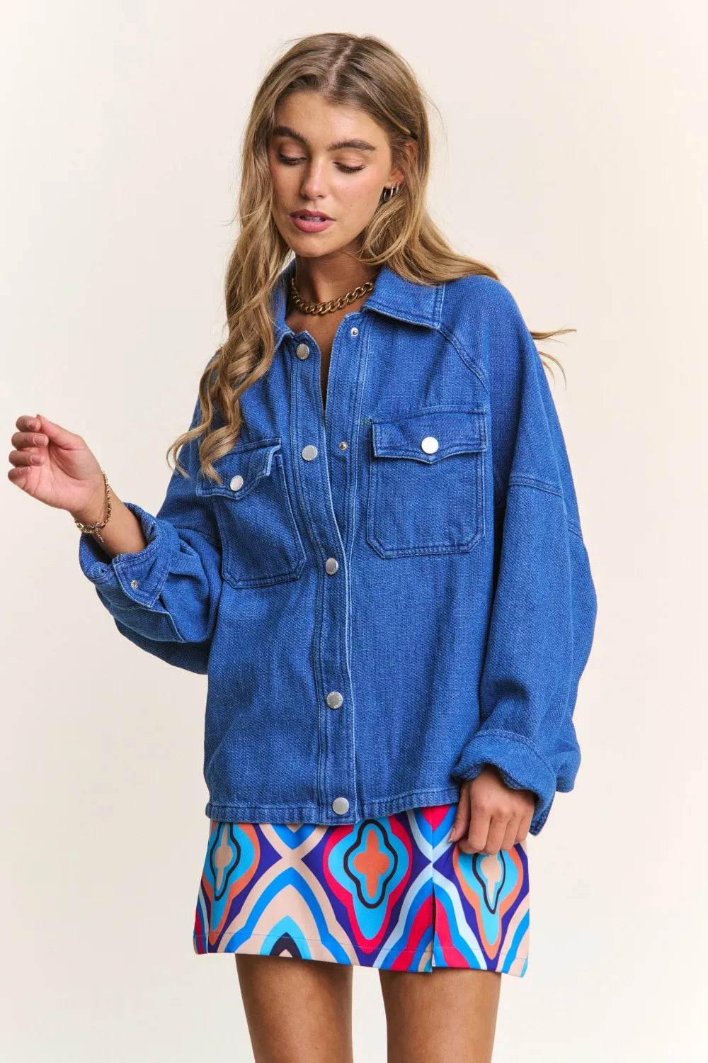 J.NNA Snap Down Long Sleeve Denim Shacket Trendsi 7bec615f-08bb-4e76-8c35-76a2a750dc65-Max