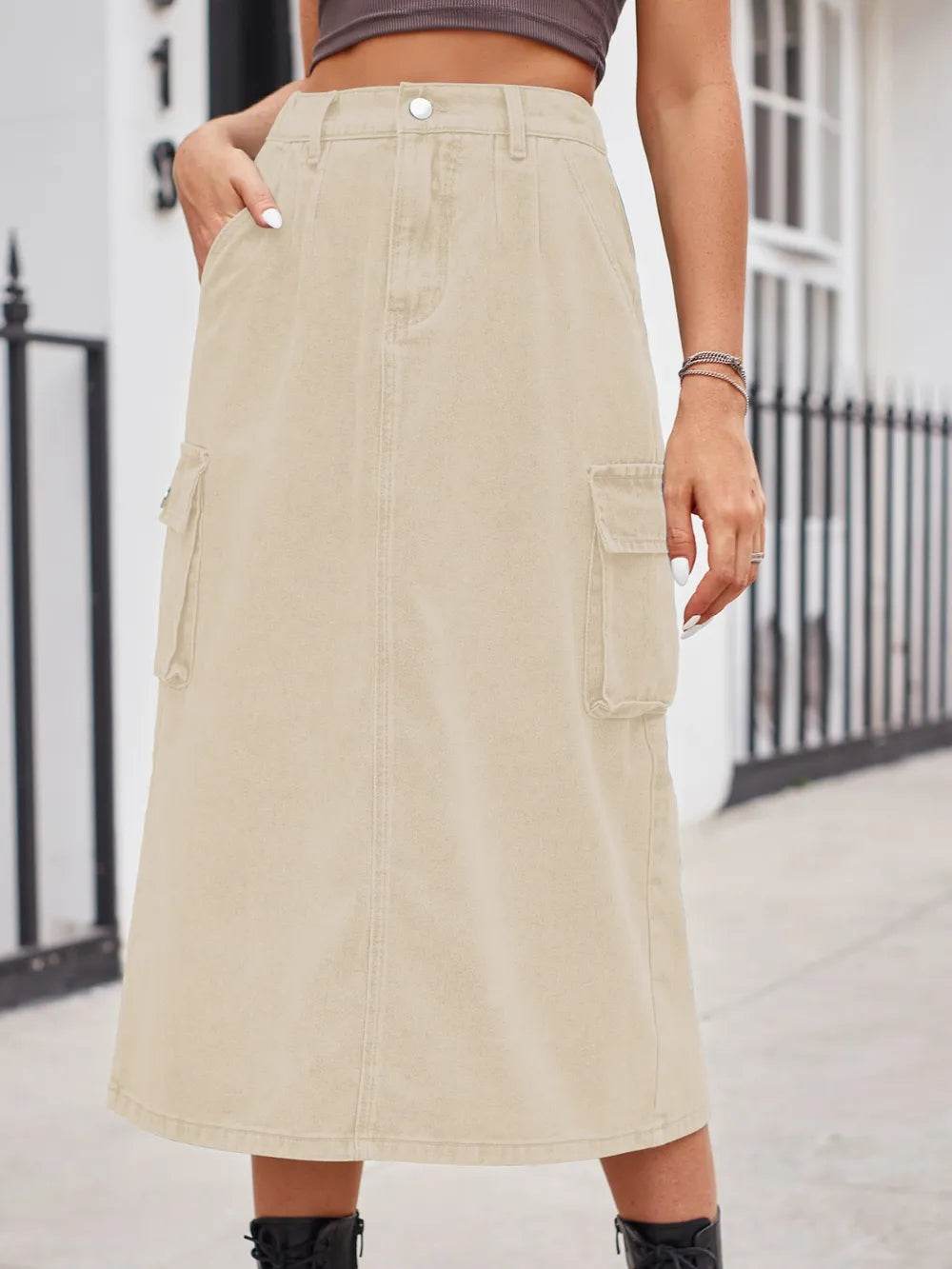 Slit Buttoned Denim Skirt with Pockets Trendsi 7c1594e3-7f80-4591-a8ce-eb14d19d1c7b-Max