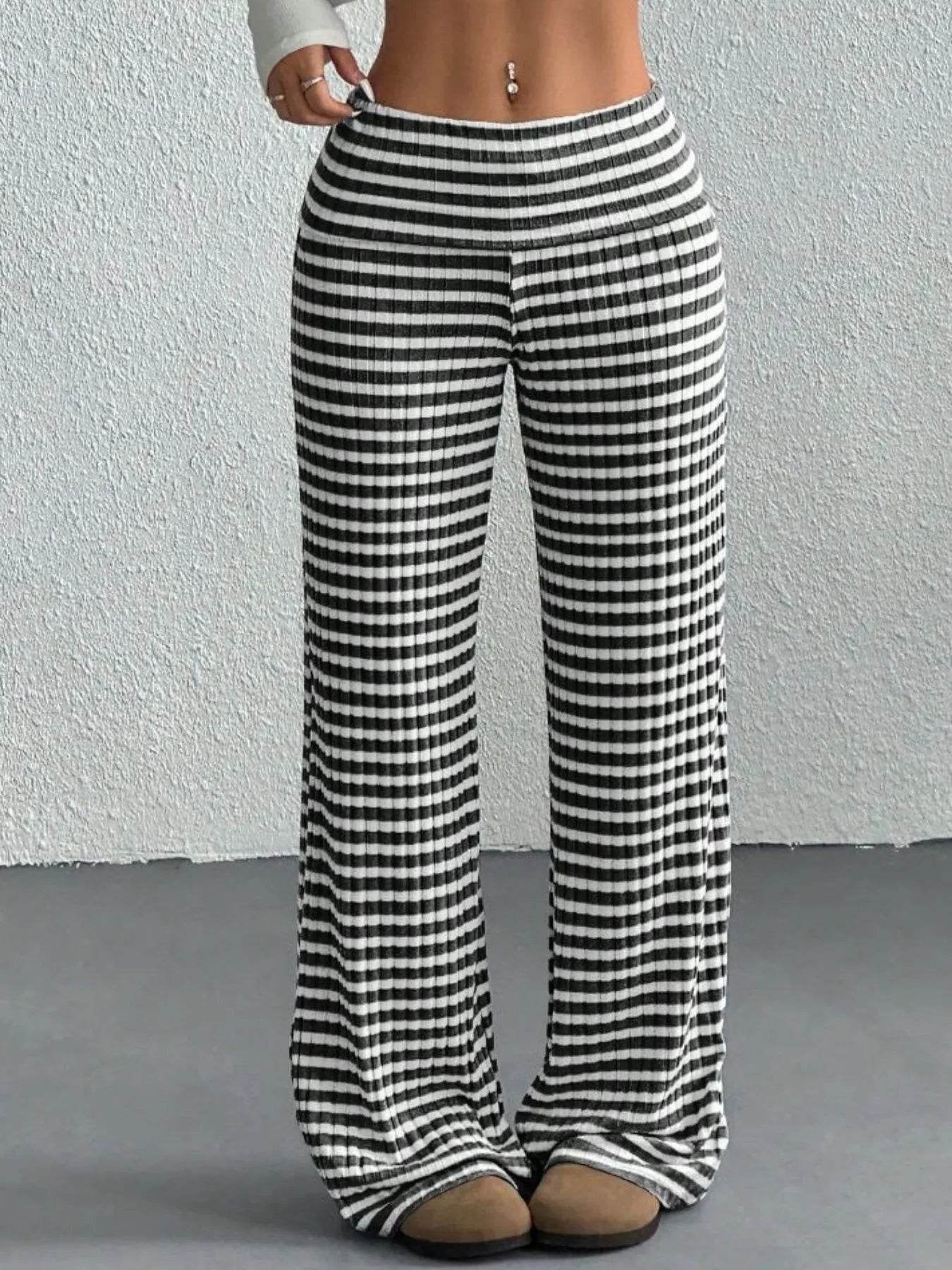 Striped Wide Leg Pants Trendsi 7c9e63ed-2071-48f0-984a-a6b5e2315055-Max-Origin