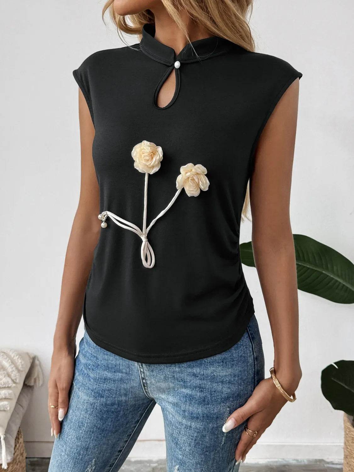 Floral Applique Keyhole Sleeveless Top Black Trendsi 7d15958f-c1f5-4d18-ae7f-45272303ac74-Max-Origin