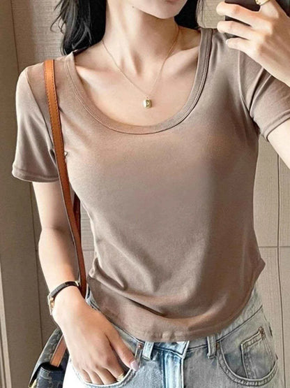 Plus Size Round Neck Short Sleeve T-Shirt Trendsi 7d1690dc-7059-4463-9def-1ea701465e3f-Max-Origin